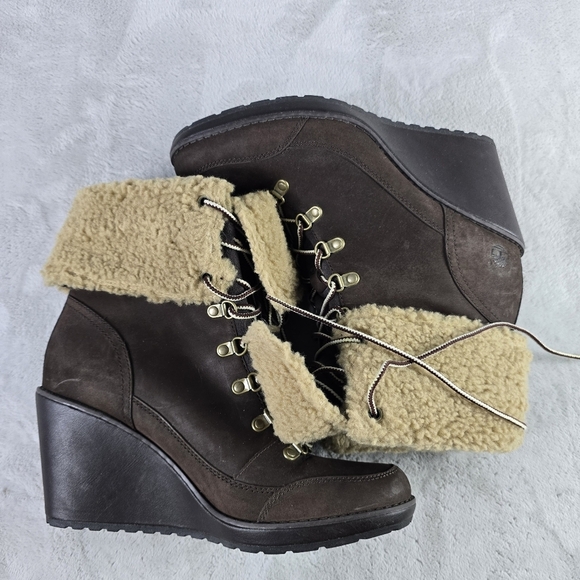Timberland Boots Womens 8.5  Wedge Sherpa Fold Down Ankle Booties A8443 Brown - Picture 1 of 6
